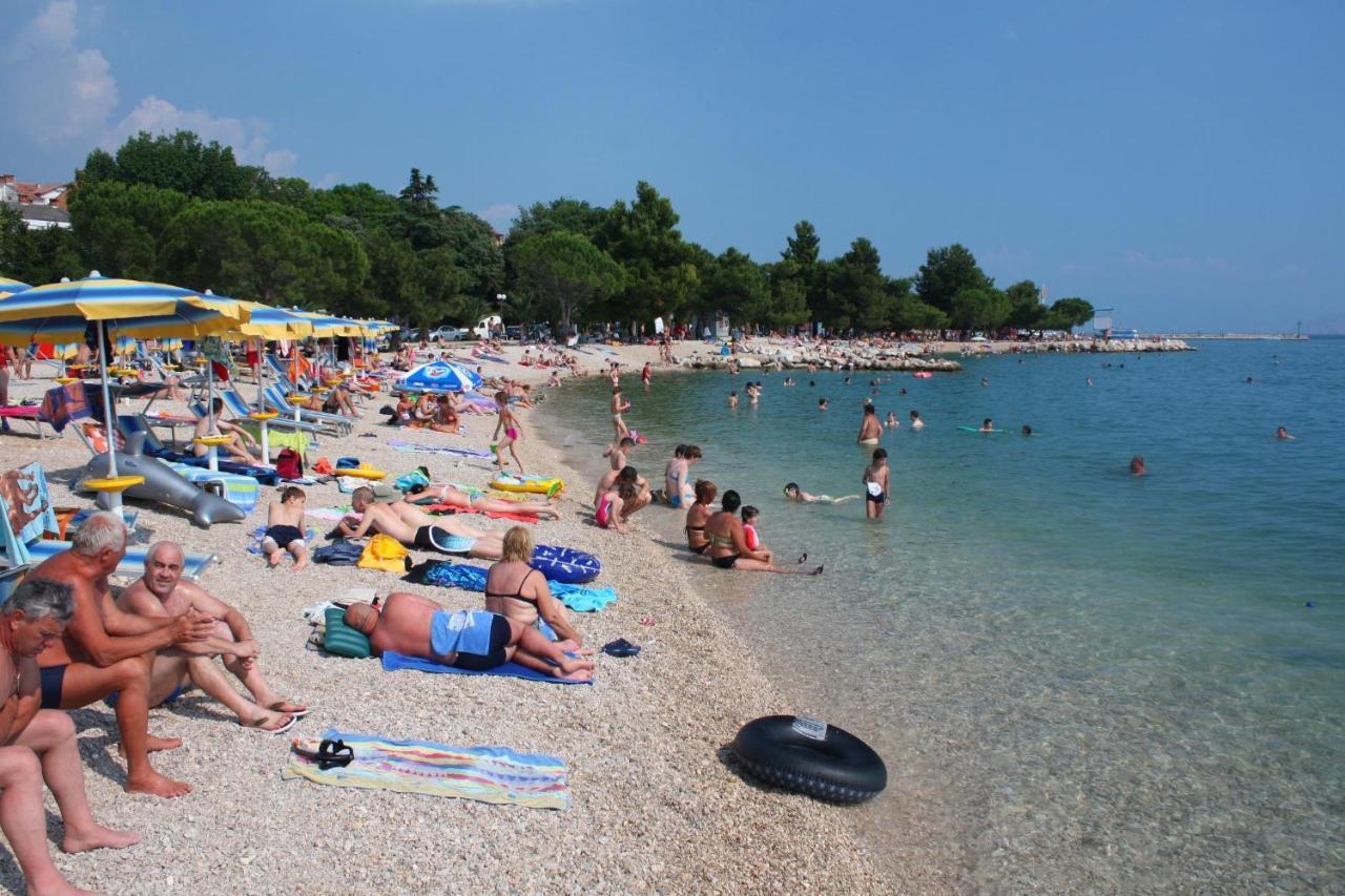 Apartments With A Parking Space Crikvenica - 12592 Екстериор снимка