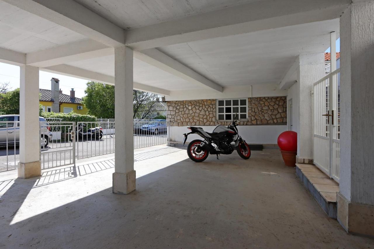Apartments With A Parking Space Crikvenica - 12592 Екстериор снимка