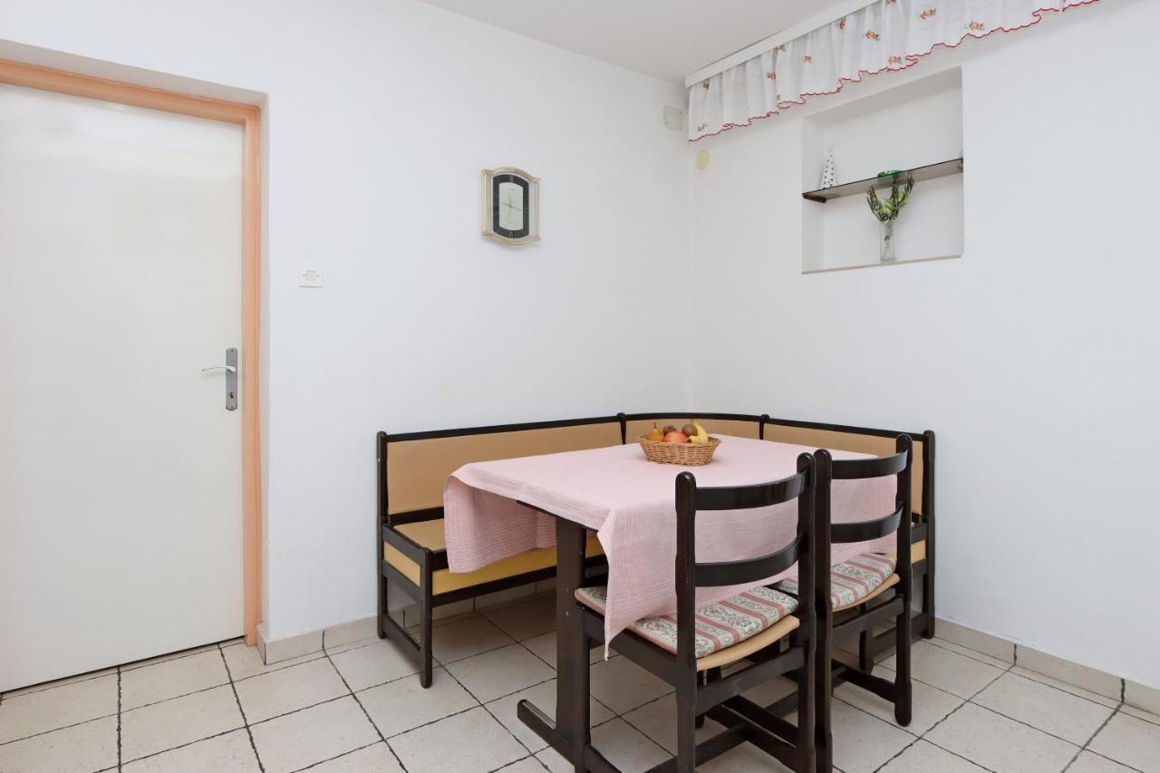Apartments With A Parking Space Crikvenica - 12592 Екстериор снимка