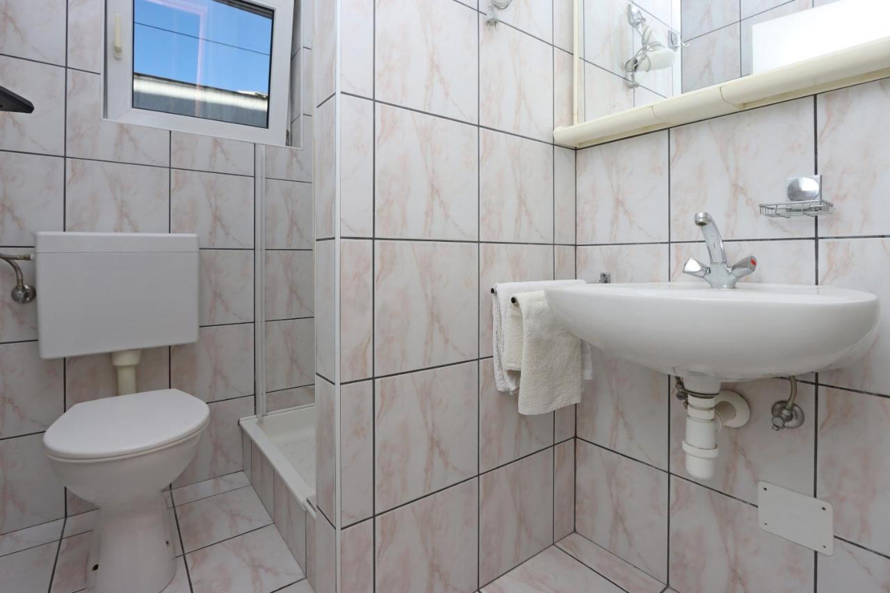 Apartments With A Parking Space Crikvenica - 12592 Екстериор снимка