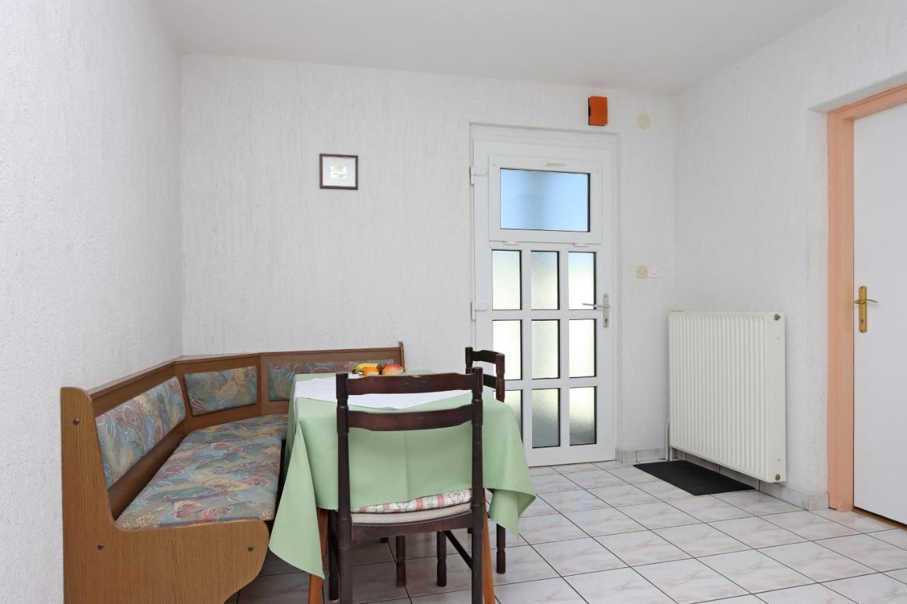 Apartments With A Parking Space Crikvenica - 12592 Екстериор снимка