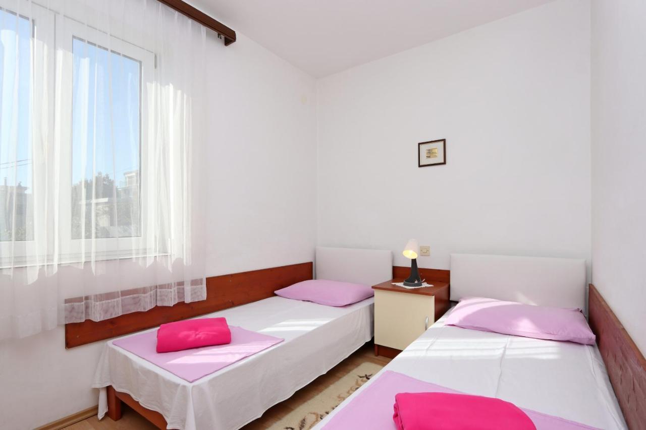 Apartments With A Parking Space Crikvenica - 12592 Екстериор снимка